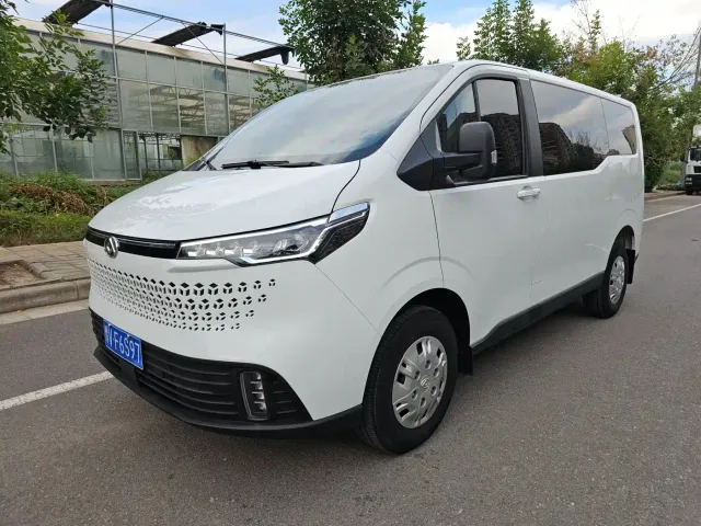 Фотография автомобиля — Maxus Xintu V70