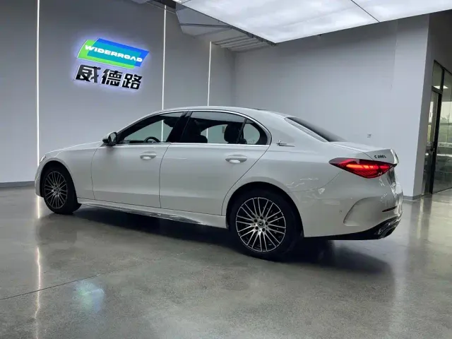 Mercedes-Benz C-Class — Фото автомобиля 5