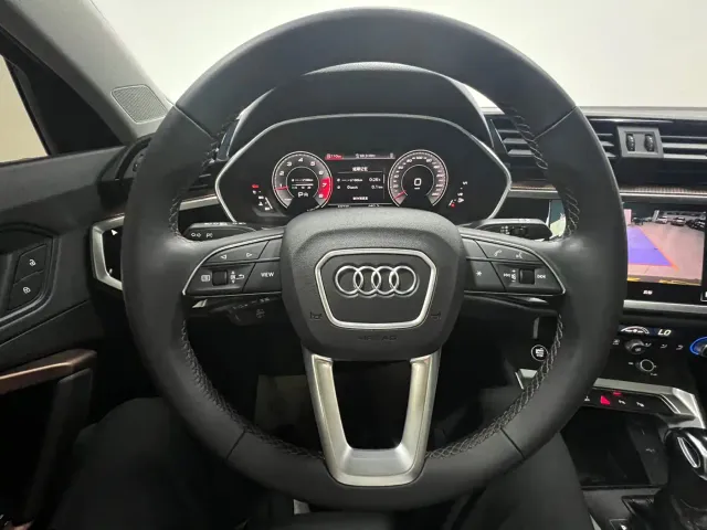 Audi Q3 — Фото автомобиля 20