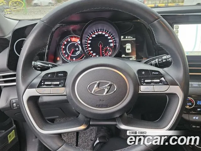 Hyundai Avante CN7 — Фото автомобиля 11