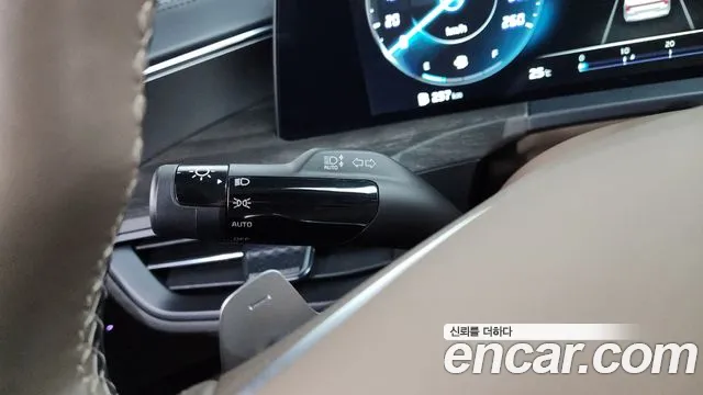 Kia K8 K8 Hybrid — Фото автомобиля 28