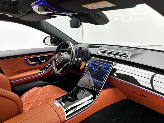 Mercedes-Benz Maybach S-Class — Фото автомобиля 21