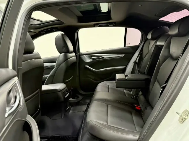 Cadillac CT5 — Фото автомобиля 7