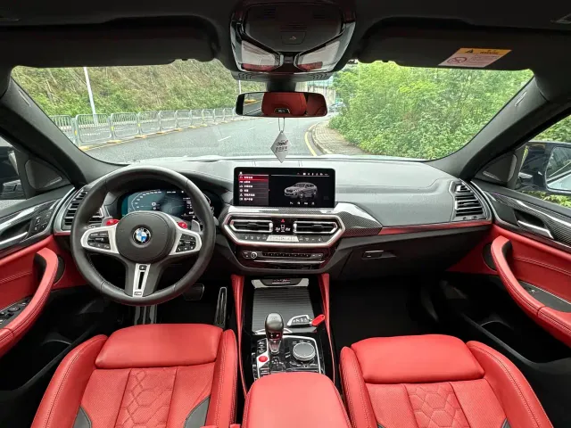 BMW X4 M — Фото автомобиля 4