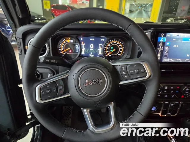 Jeep Wrangler JL — Фото автомобиля 9