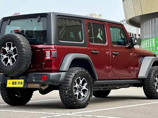 Jeep Wrangler — Фото автомобиля 6