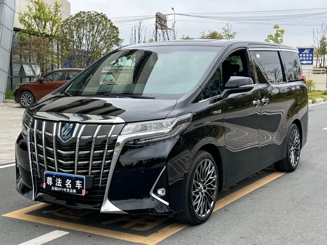 Фотография автомобиля — Toyota Alphard