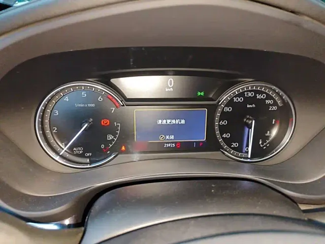 Cadillac XT4 — Фото автомобиля 3