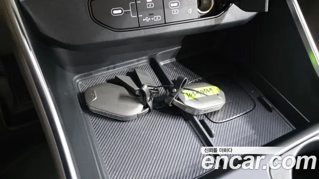 Kia Carnival 4th Gen — Фото автомобиля 22