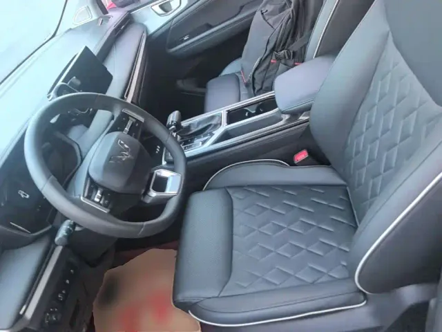 Wuling Jiachen — Фото автомобиля 14
