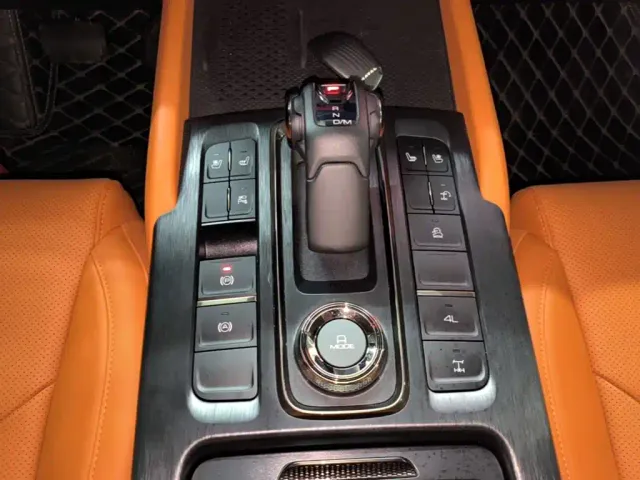 Haval H9 — Фото автомобиля 13