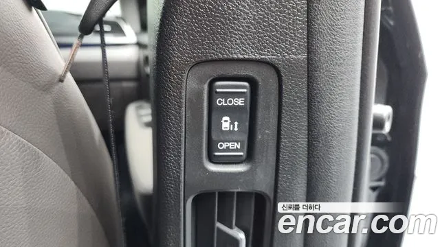Honda Odyssey — Фото автомобиля 17