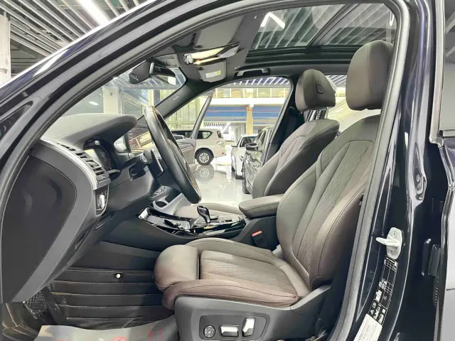 BMW X3 — Фото автомобиля 4