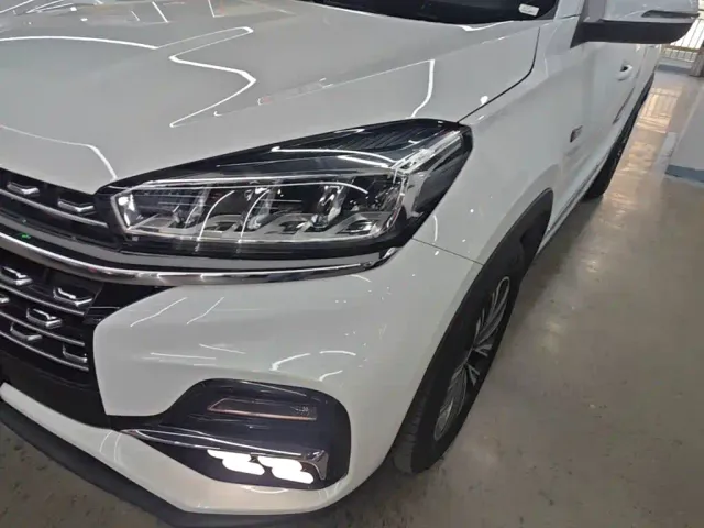 Chery Tiggo 8 — Фото автомобиля 23