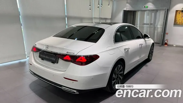 Mercedes-Benz E-Class W214 — Фото автомобиля 3