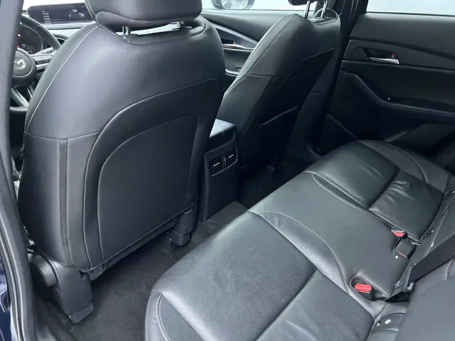 Mazda CX-30 — Фото автомобиля 9
