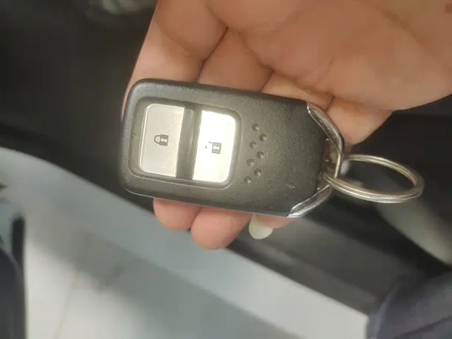 Honda Fit — Фото автомобиля 8