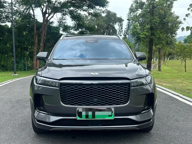 Li Auto ONE — Фото автомобиля 2