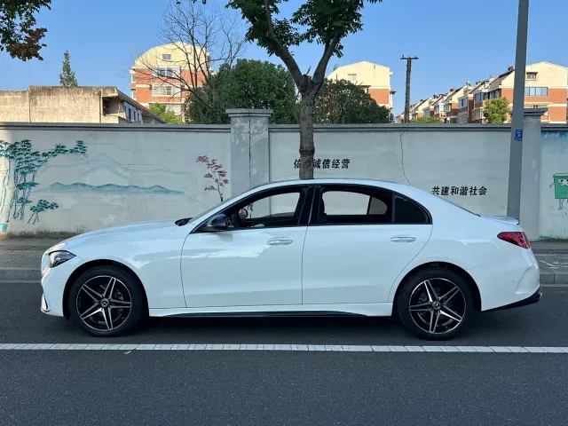 Mercedes-Benz C-Class — Фото автомобиля 18