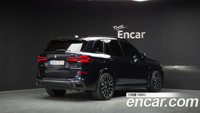 BMW X5 xDrive 40i M Sport — Фото автомобиля 2