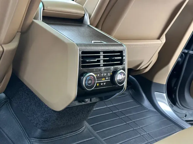 Land Rover Range Rover — Фото автомобиля 15