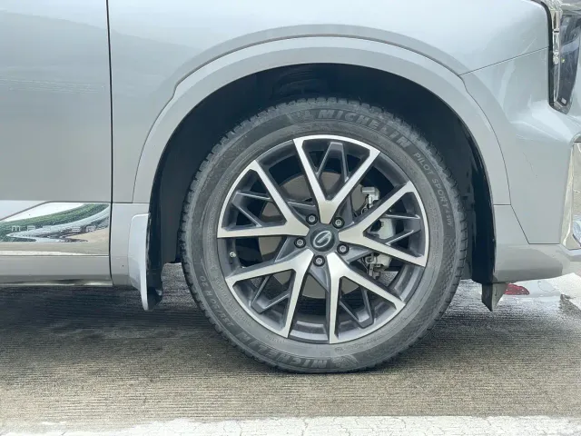 GAC Trumpchi GS8 — Фото автомобиля 6