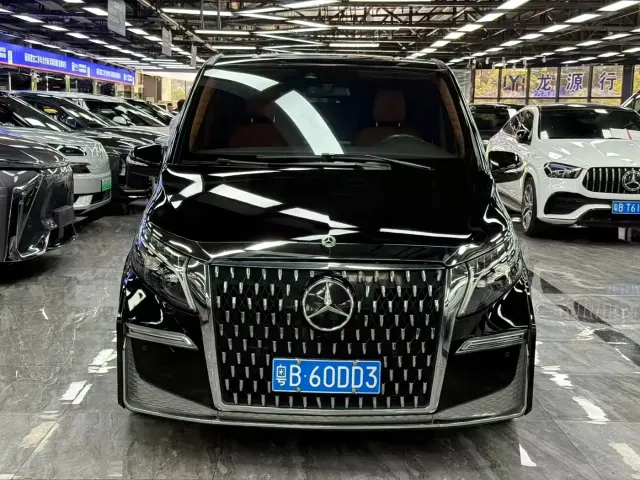 Mercedes-Benz V-Class — Фото автомобиля 2