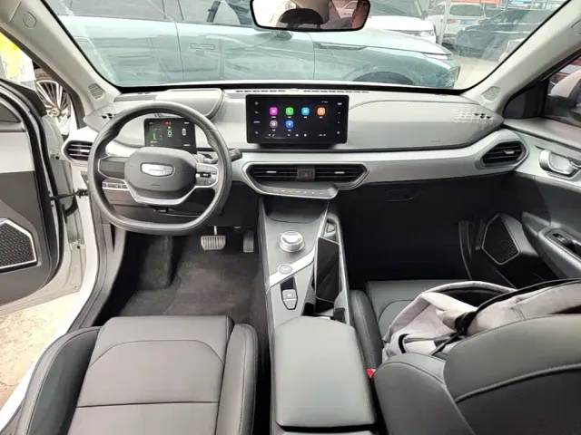 Geely Geometry A — Фото автомобиля 5