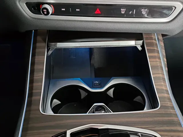 BMW X7 — Фото автомобиля 19