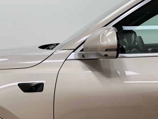 Li Auto L9 — Фото автомобиля 10