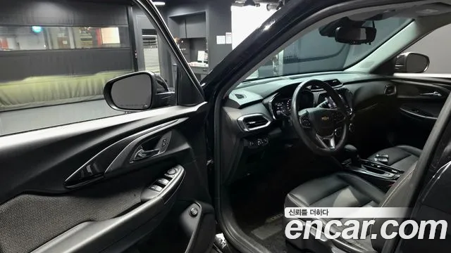 Chevrolet Trailblazer — Фото автомобиля 11