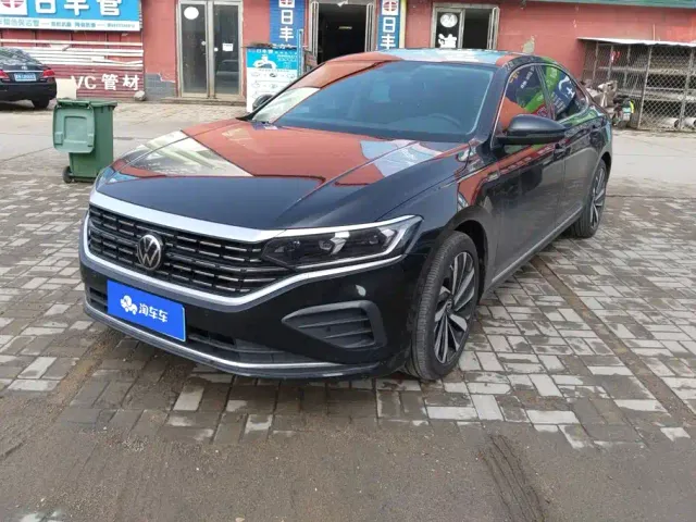 Фотография автомобиля — Volkswagen Passat