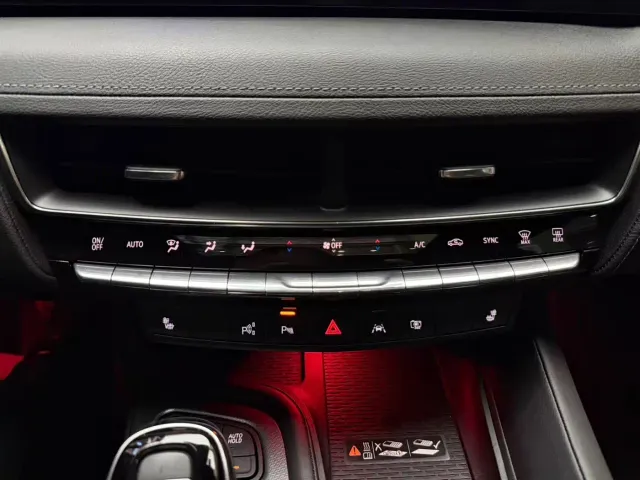 Cadillac CT5 — Фото автомобиля 15