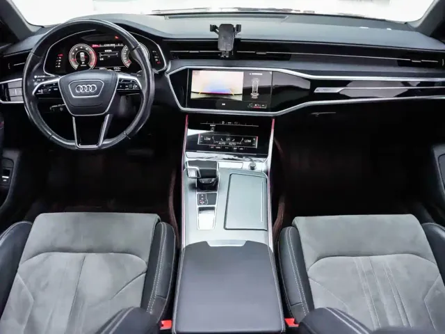 Audi A6L — Фото автомобиля 9