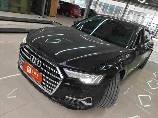 Фотография автомобиля — Audi A6L
