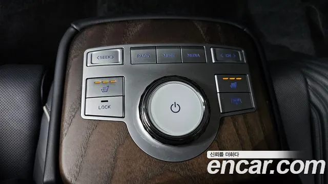 Genesis G80 Бензин 2.5 турбо AWD — Фото автомобиля 19