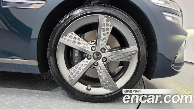 Genesis G80 RG3 — Фото автомобиля 6