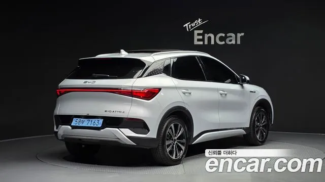 BYD Atto 3 — Фото автомобиля 2
