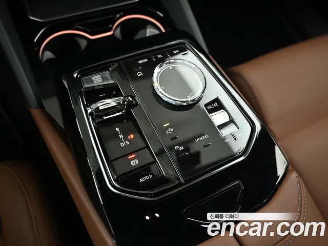 BMW 5-Series 5 серия (G60) — Фото автомобиля 18