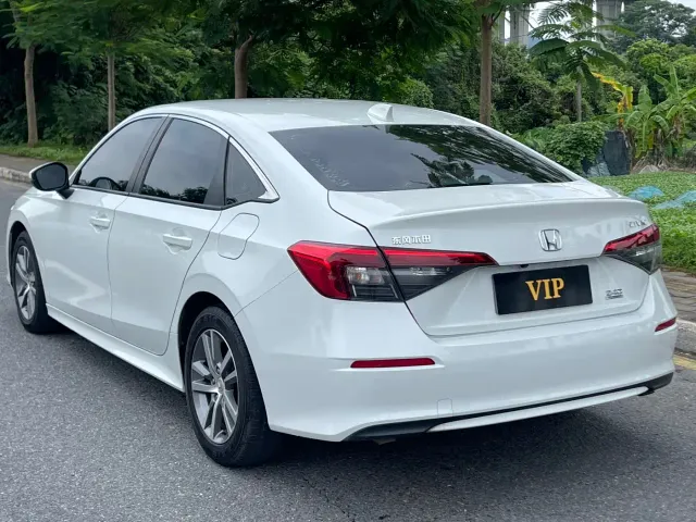 Honda Civic — Фото автомобиля 4