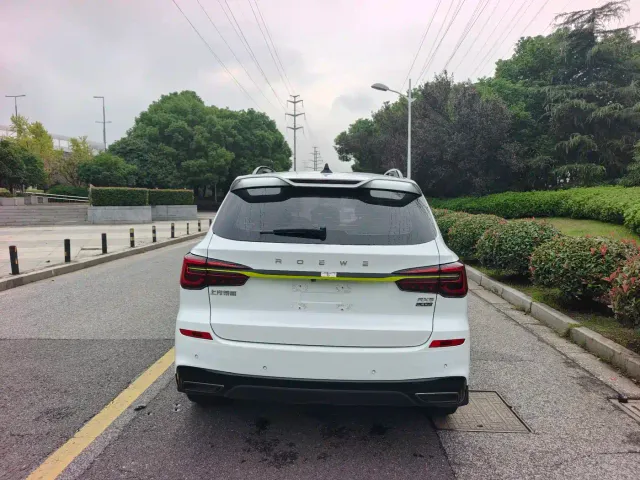 Roewe RX5 — Фото автомобиля 5