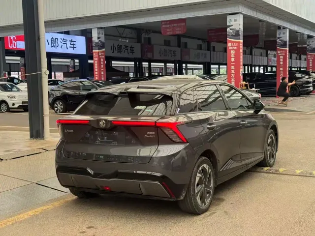 MG MG4 EV 2022 Model 425km Flagship — Фото автомобиля 6
