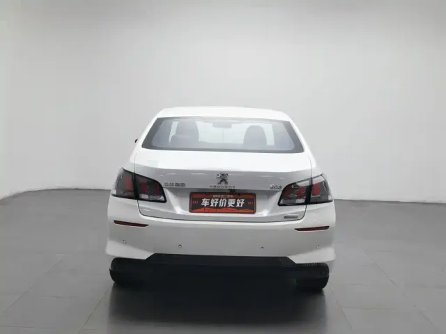 Peugeot 408 — Фото автомобиля 4