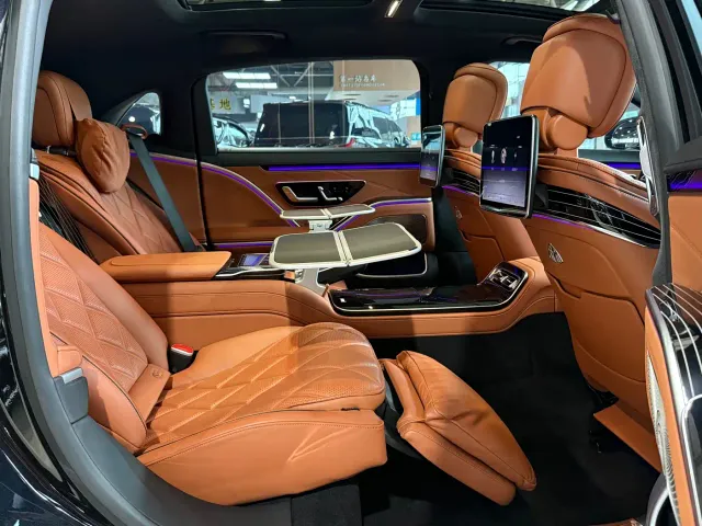 Mercedes-Benz Maybach S-Class — Фото автомобиля 10