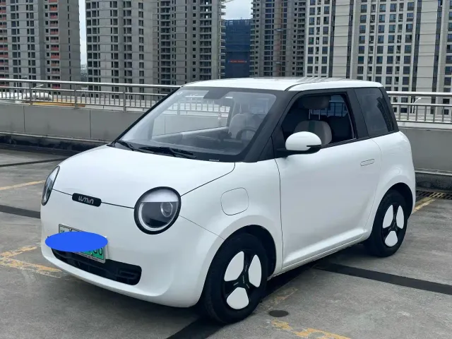 Фотография автомобиля — Changan Lumin