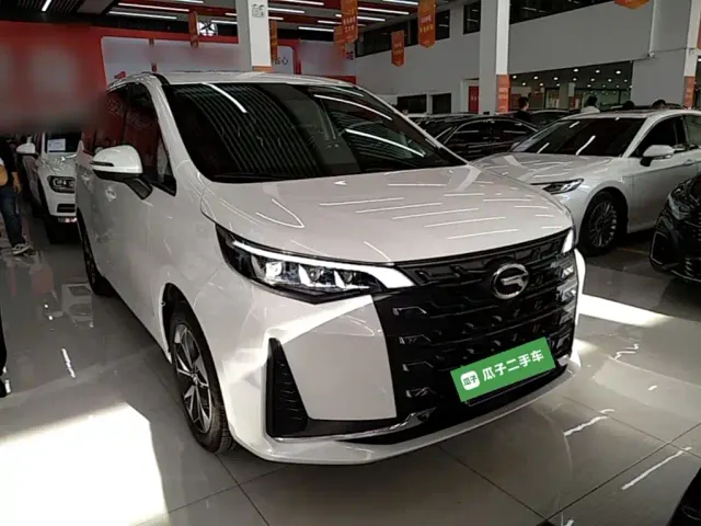 GAC Trumpchi M6 — Фото автомобиля 3