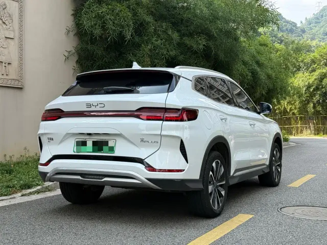 BYD Song PLUS — Фото автомобиля 13