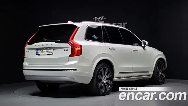 Volvo XC90 Generation 2 — Фото автомобиля 2