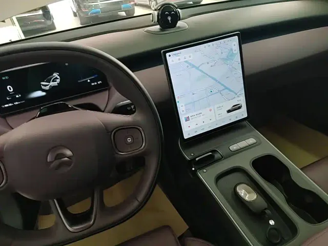 Nio ET5 Touring — Фото автомобиля 13
