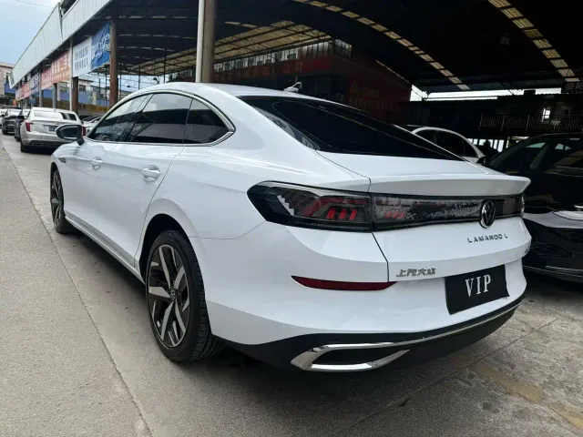 Volkswagen Lamando — Фото автомобиля 9